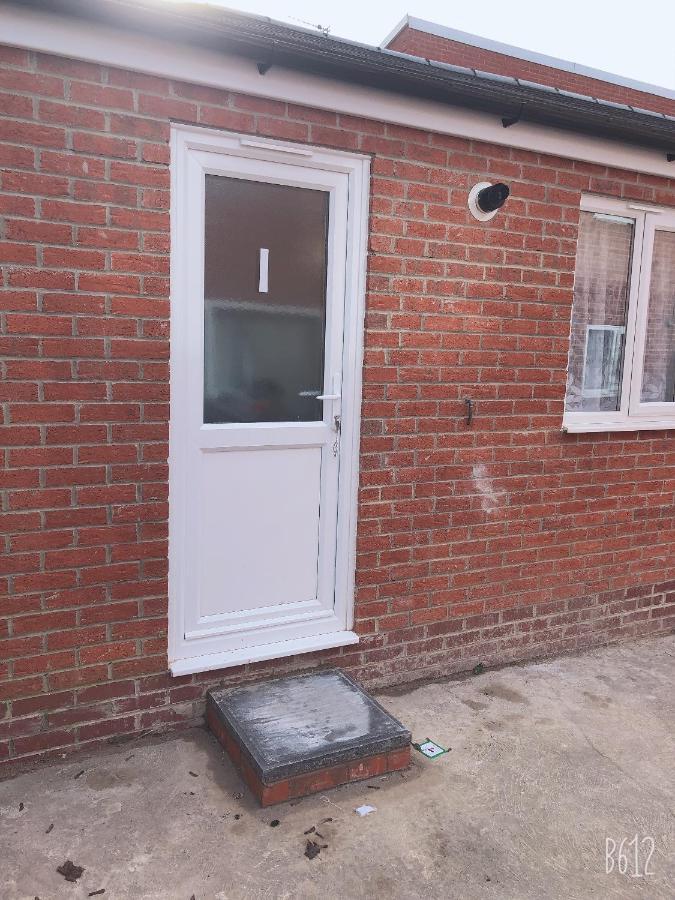 Flat 1 - Entire Modern Studio With En-Suite And Free Parking Close To Qmc, City Centre & Notts Uni Nottingham Extérieur photo